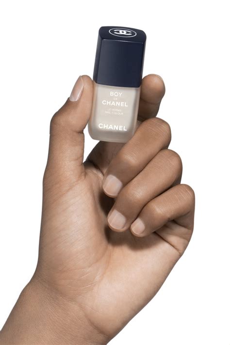 chanel matte nagellak|chanel 402 nails.